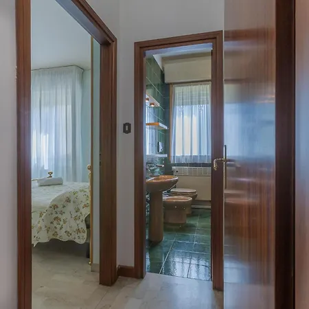 Guesthost - Maggiore Hospital & Ara Stadium