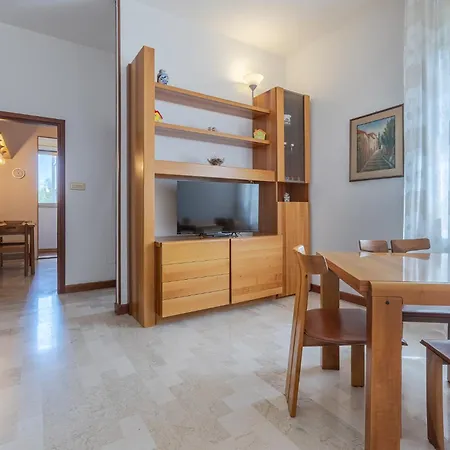 Guesthost - Maggiore Hospital & Ara Stadium Apartmán Boloňa