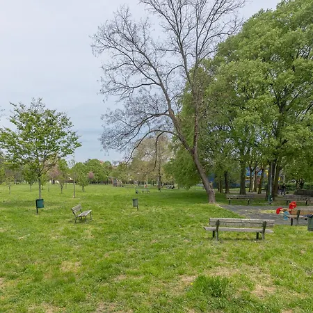 Guesthost - Maggiore Hospital & Ara Stadium Boloňa