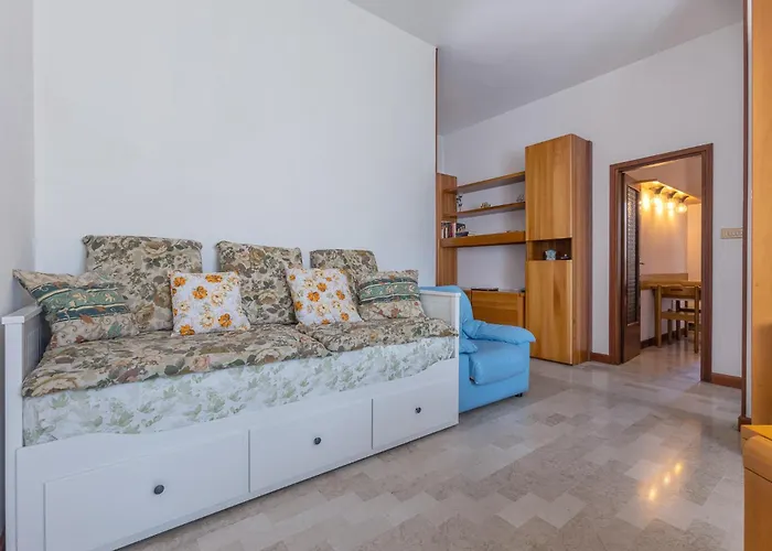 Lägenhet Guesthost - Maggiore Hospital & Ara Stadium *