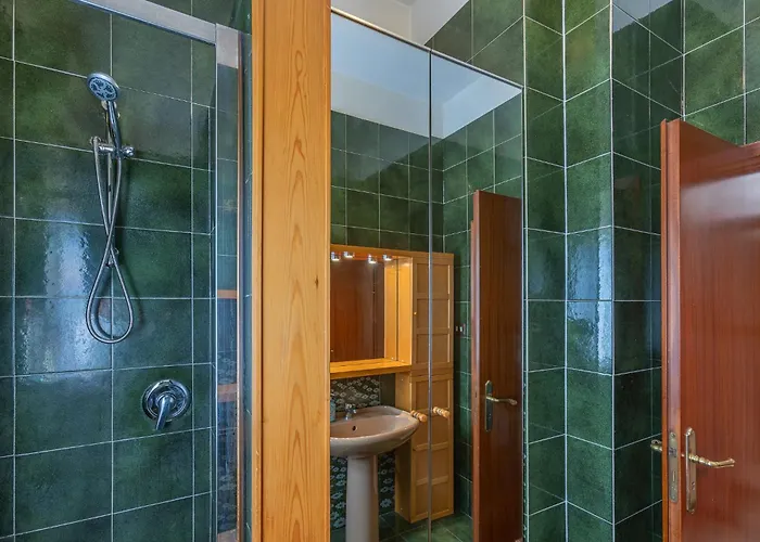 Guesthost - Maggiore Hospital & Ara Stadium *