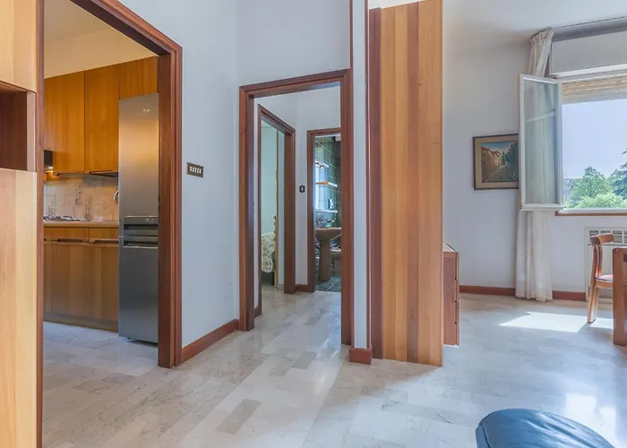 Guesthost - Maggiore Hospital & Ara Stadium