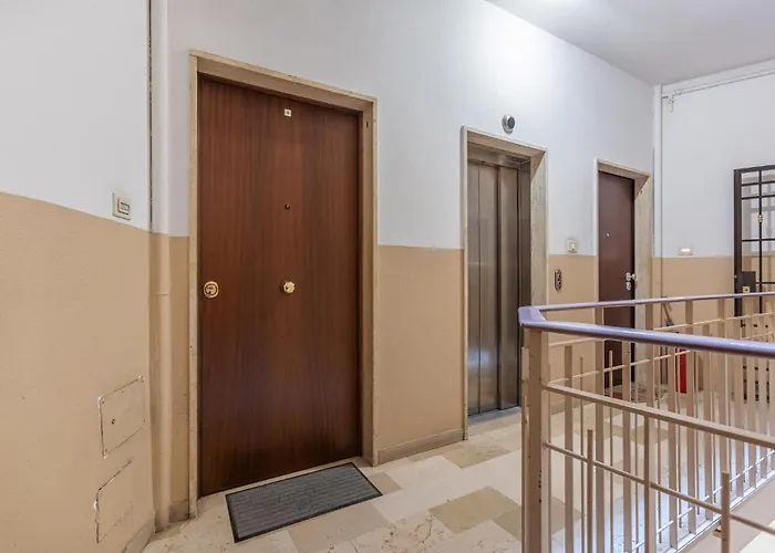 Guesthost - Maggiore Hospital & Ara Stadium شقة بولونيا